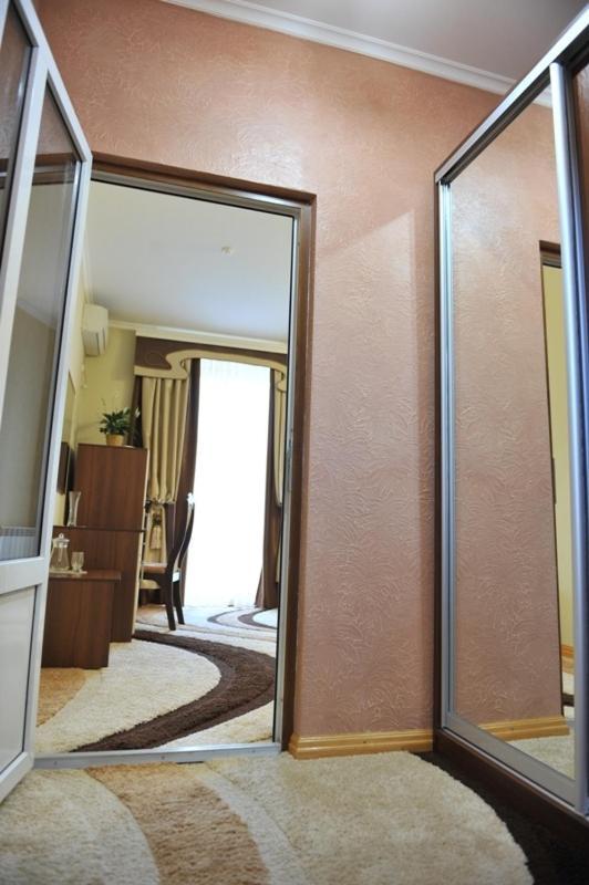 Andinna Hotel تشيرنيفتسي المظهر الخارجي الصورة
